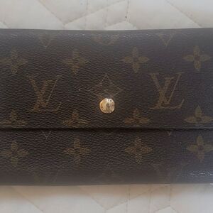 LV Wallet